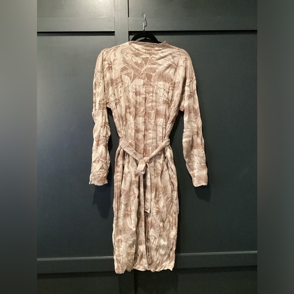 Zara Printed Jacquard Tie Waist Crinkle Wrinkle Effect Long Sleeve Midi Dress - Picture 3 of 9